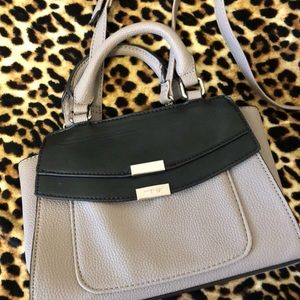 Nine West messenger side bag